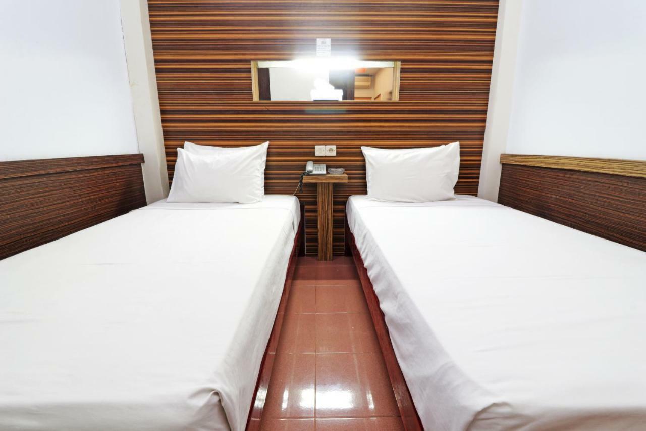 Mutiara Sari Hotel มากาซาร์ ภายนอก รูปภาพ